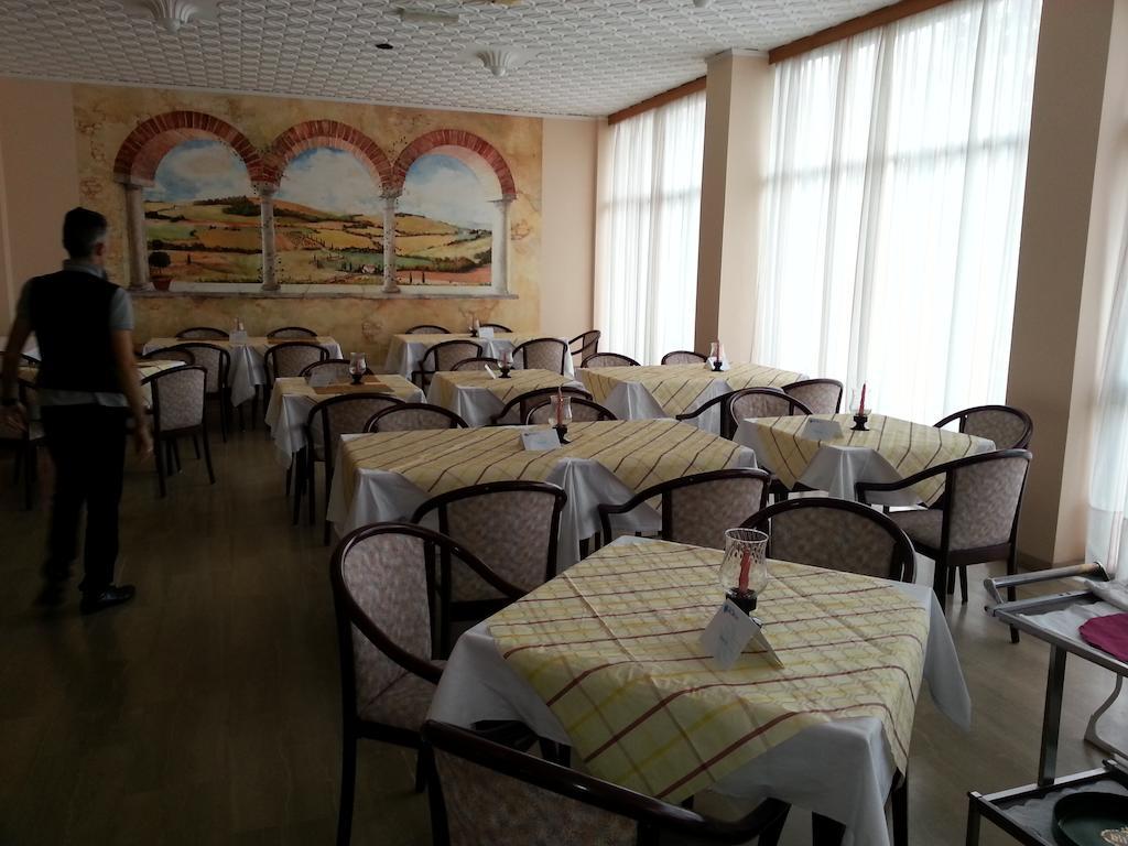 Hotel Glenn Rimini Esterno foto