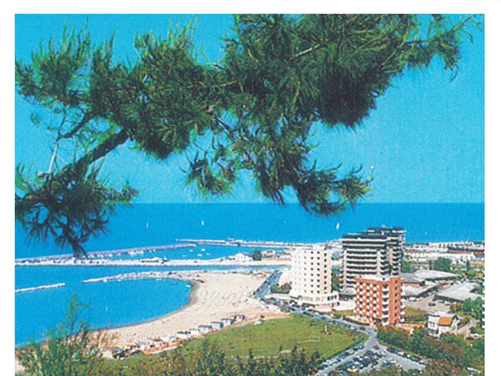 Hotel Glenn Rimini Esterno foto