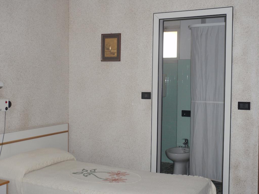 Hotel Glenn Rimini Esterno foto
