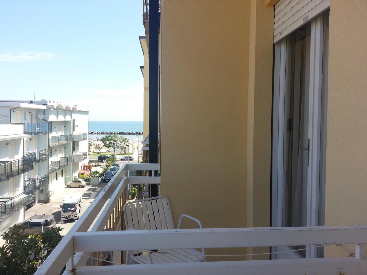 Hotel Glenn Rimini Esterno foto
